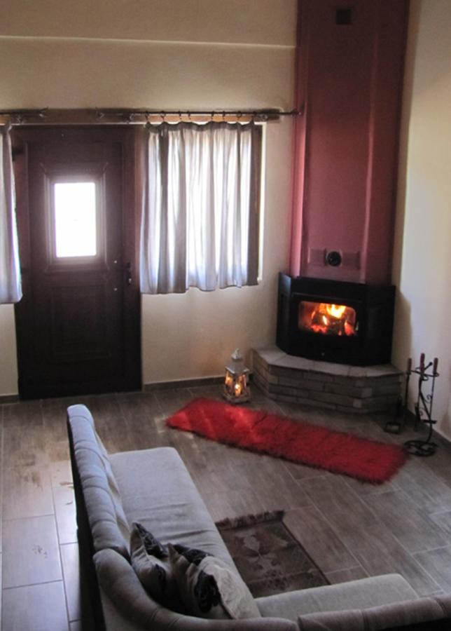 Ihnilatis Bed & Breakfast Kerkíni Oda fotoğraf