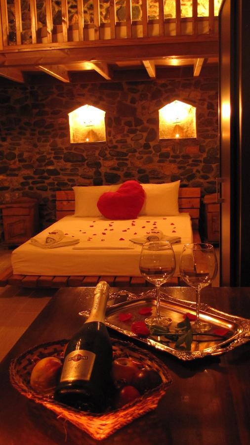 Ihnilatis Bed & Breakfast Kerkíni Oda fotoğraf