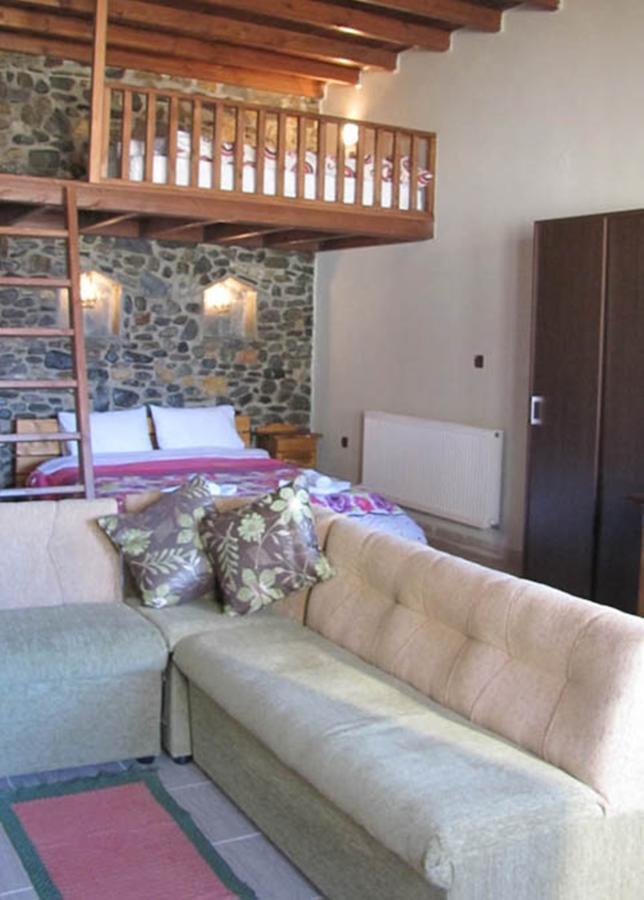 Ihnilatis Bed & Breakfast Kerkíni Oda fotoğraf