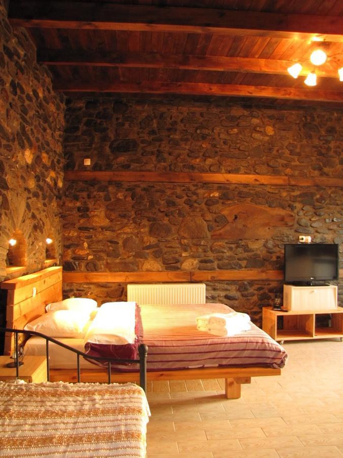 Ihnilatis Bed & Breakfast Kerkíni Oda fotoğraf