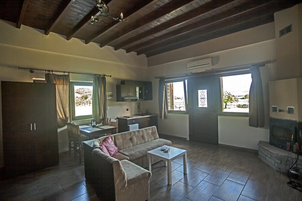 Ihnilatis Bed & Breakfast Kerkíni Dış mekan fotoğraf